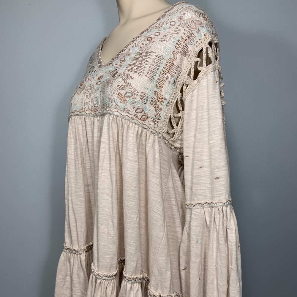 🎉2x Host Pick🎉 Free People "Much Love" embroidered cotton tunic top. - Picture 10 of 16